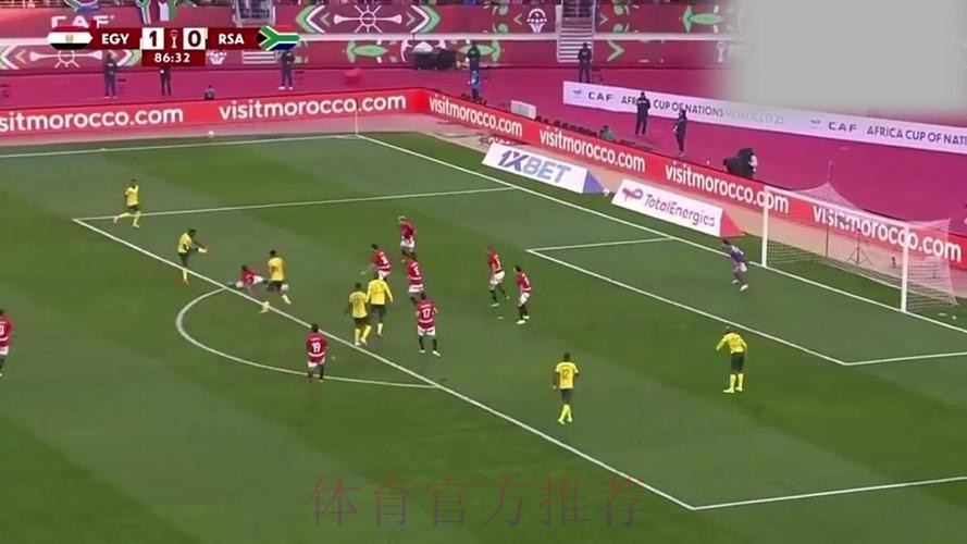 哈克特指埃纳禁区内手球应判点球 哈克特指埃纳禁区内手球应判点球